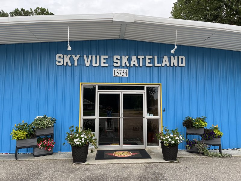 Sky-Vue Skateland photo 5