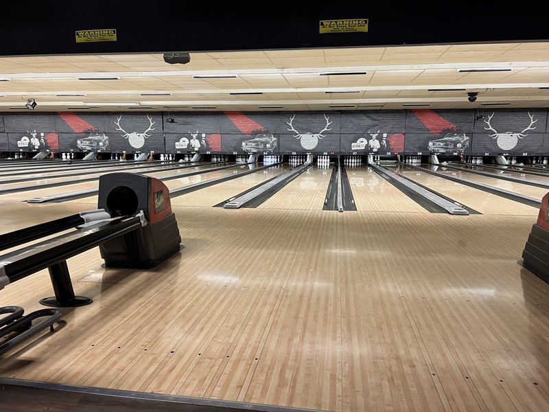 Bowlero Roswell photo 4
