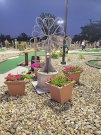 Mini Pines - Mini Golf photo 5