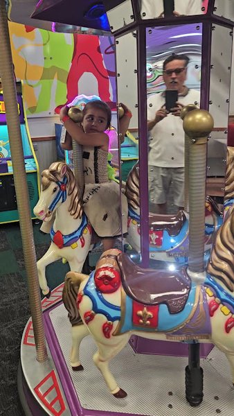 Chuck E. Cheese photo 2