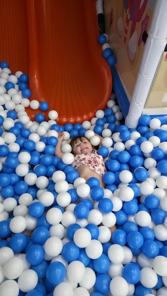 Little Sprouts Indoor Playhouse photo 4