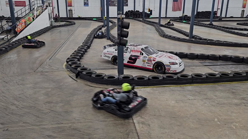 The Pit Indoor Kart Racing photo 2