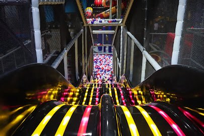 Soar N Bounce Trampoline & Adventure Park - Clarksville photo 4
