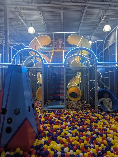 Soar N Bounce Trampoline & Adventure Park - Clarksville photo 6