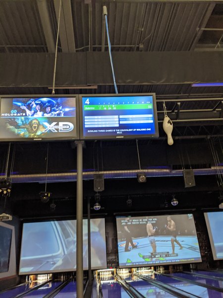 B1 Strike Bowling and Games photo 4