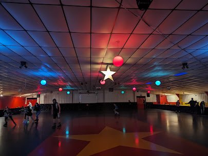 Star-Lite Roller Skating Center photo 2