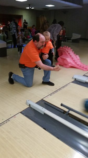 Mountaineer Bowling Lanes photo 6