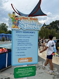 Bert & Ernie's Splashy Shores photo 6