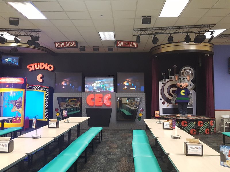 Chuck E. Cheese photo 5