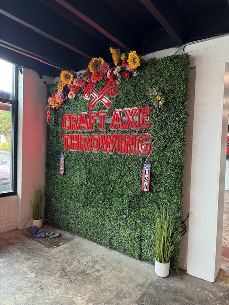 Craft Axe Throwing photo 6