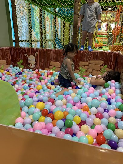 Jump Jungle Kids Indoor Playground photo 5