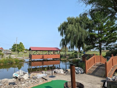 Waters Edge Mini Golf photo 4