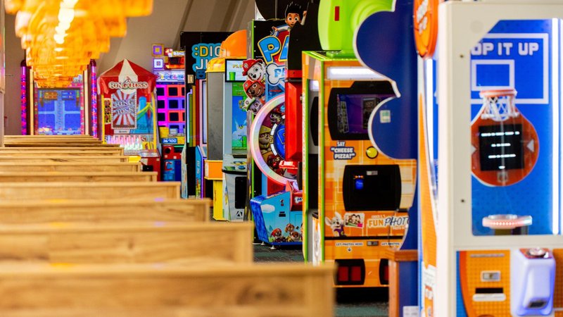 Chuck E. Cheese photo 1
