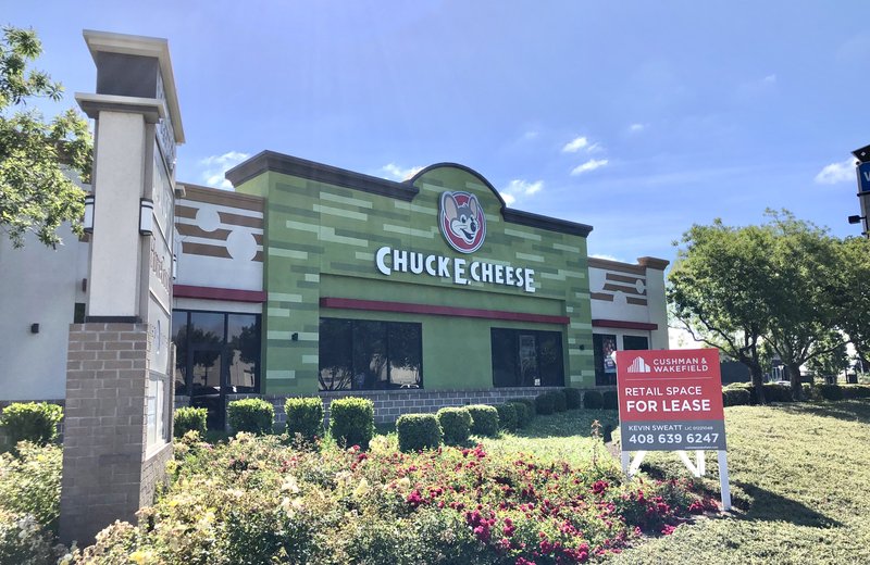 Chuck E. Cheese photo 5