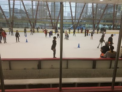Yerba Buena Ice Skating & Bowling Center photo 4