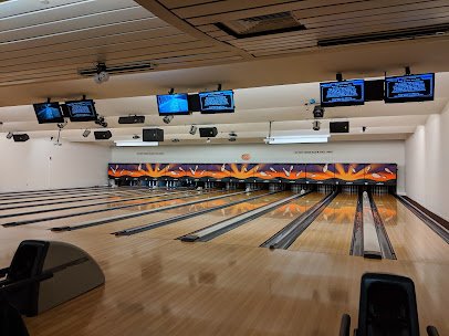 Yerba Buena Ice Skating & Bowling Center photo 5
