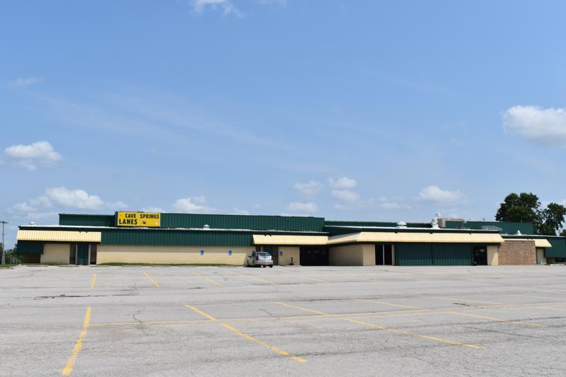 Cave Springs Lanes photo 3