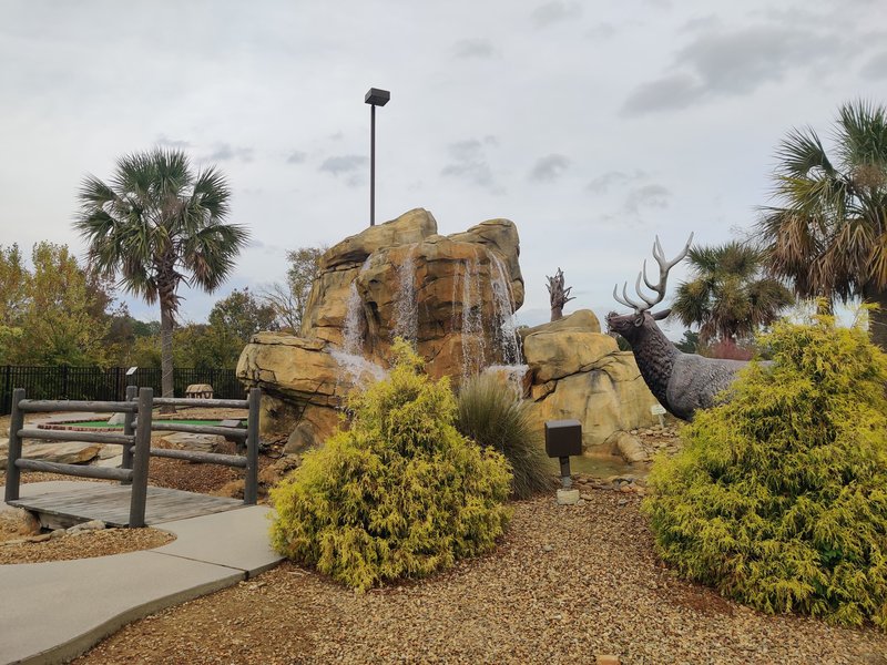 Trails Dynasty Miniature Golf and Creamery photo 4