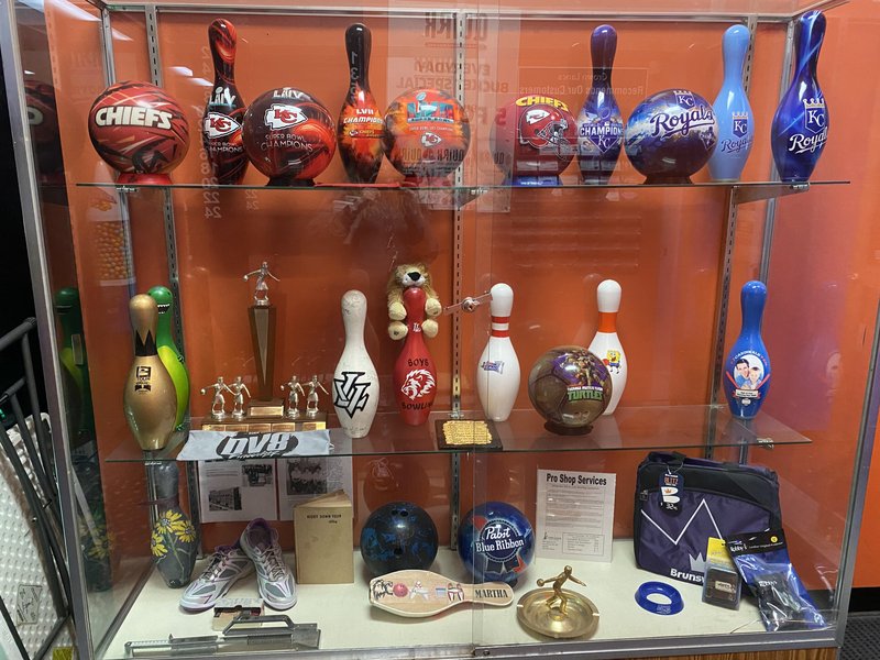 Crown Lanes Bowling Alley photo 5