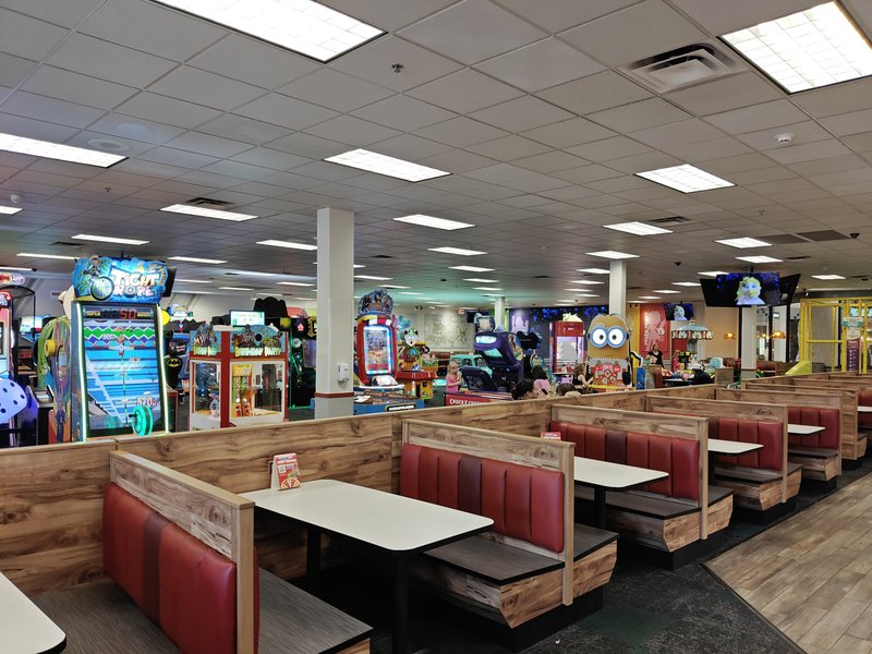 Chuck E. Cheese photo 5