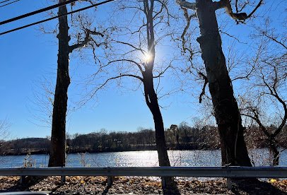 Buttonwoods Museum