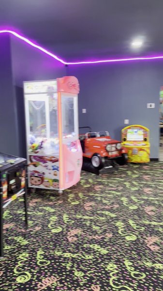 Andy's Arcade photo 5
