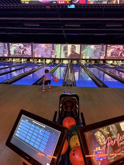 Bowlero Winston-Salem