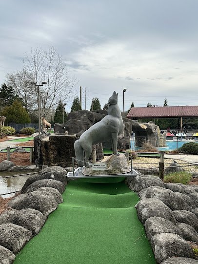 Funopolis Mini Golf photo 3