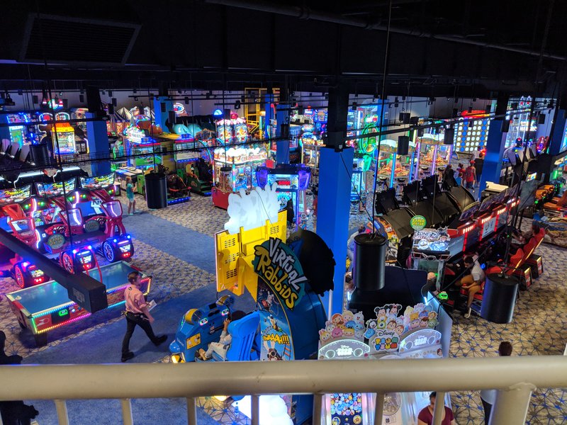 Round1 Bowling & Arcade - Holyoke