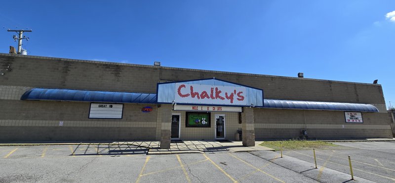 Chalky's Billiards & Family Entertainment photo 3