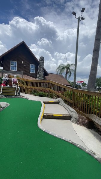 Smugglers Cove Adventure Golf photo 2