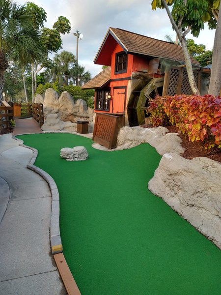 Smugglers Cove Adventure Golf photo 4