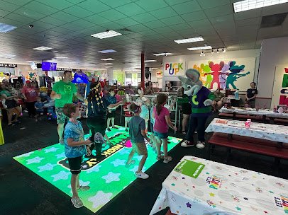 Chuck E. Cheese photo 3