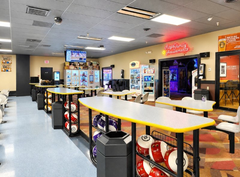 Royal Family Bowling Center photo 3