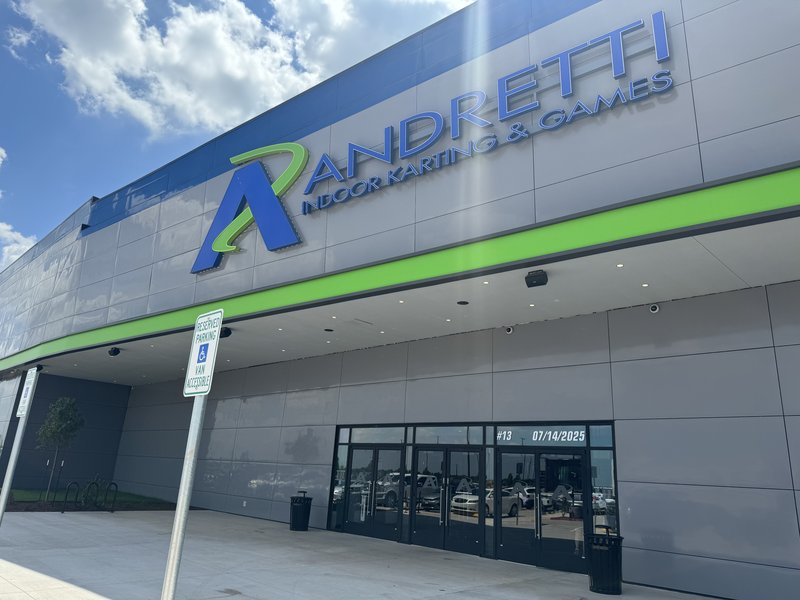 Andretti Indoor Karting & Games Oklahoma City photo 4