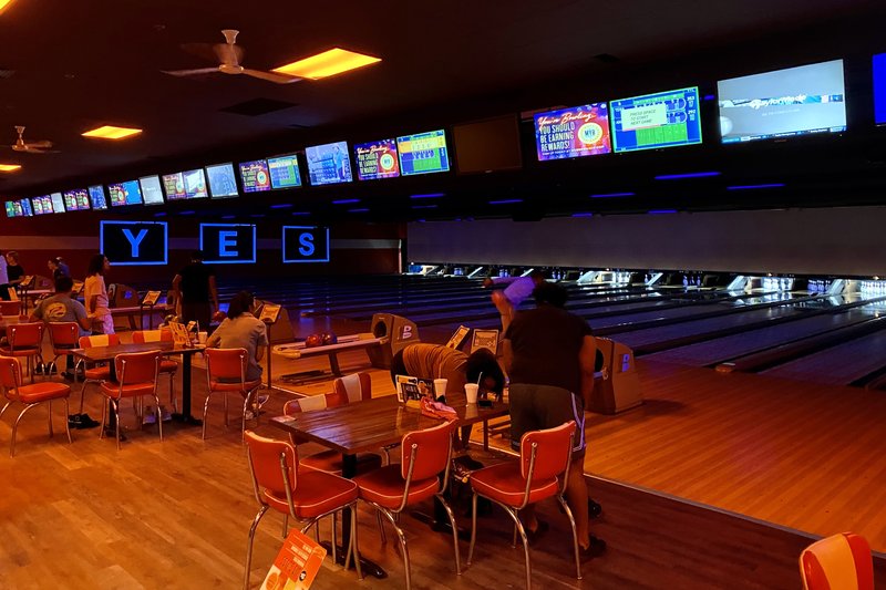 Bowlero Apopka photo 4