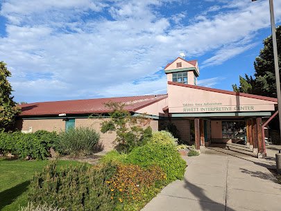Arboretum & Botanical Garden
