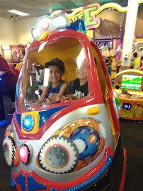Chuck E. Cheese photo 3