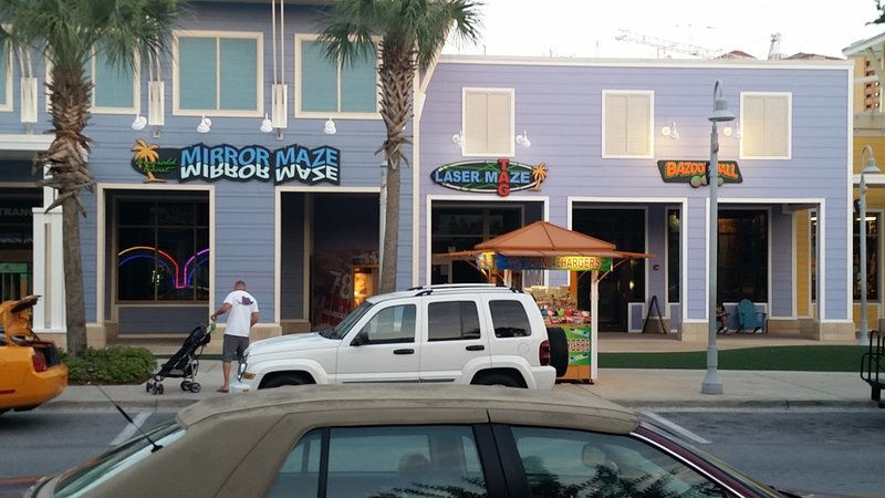 Emerald Coast Mirror Maze & Laser Craze photo 3