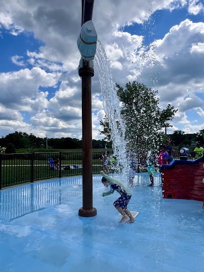 Spray Park at Veteran's Memorial Park photo 5