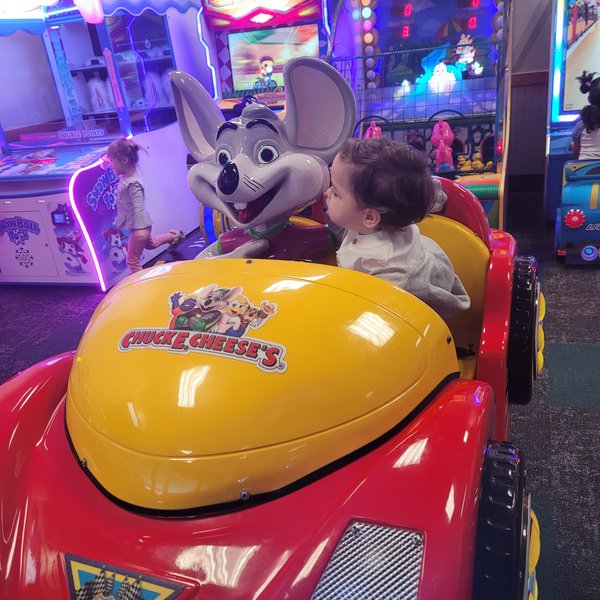 Chuck E. Cheese photo 5