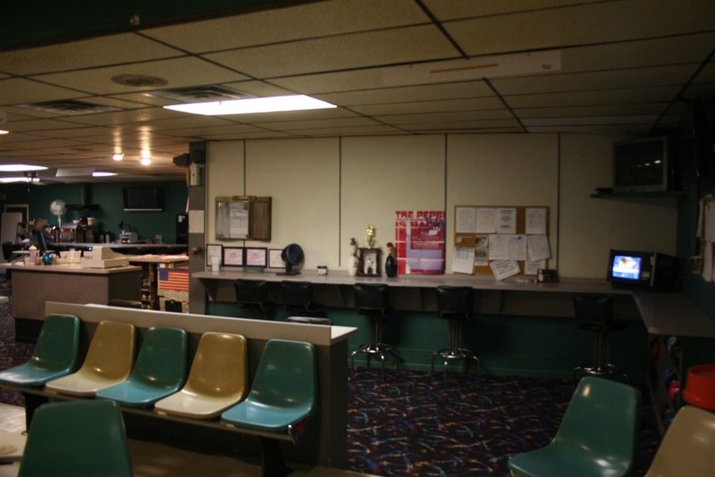 Rose Bowl Lanes Inc photo 4