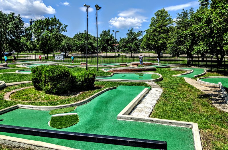 Blackbob Batting Cages and Hall of Fame Putt Putt Golf photo 2