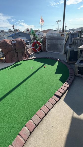 Smuggler's Quay Adventure Golf photo 2