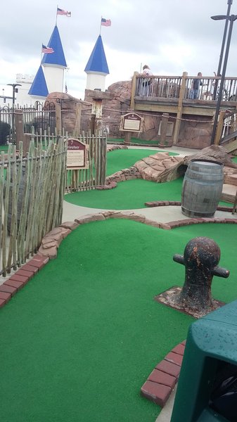 Smuggler's Quay Adventure Golf photo 3
