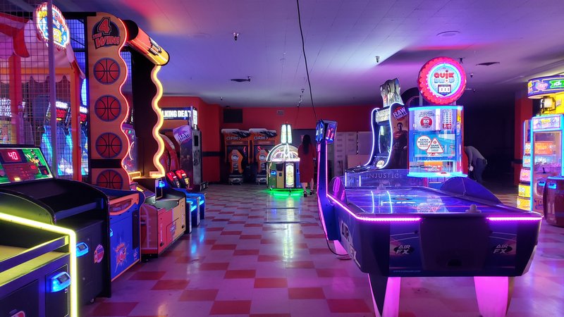 Lucky Strike Fullerton photo 6