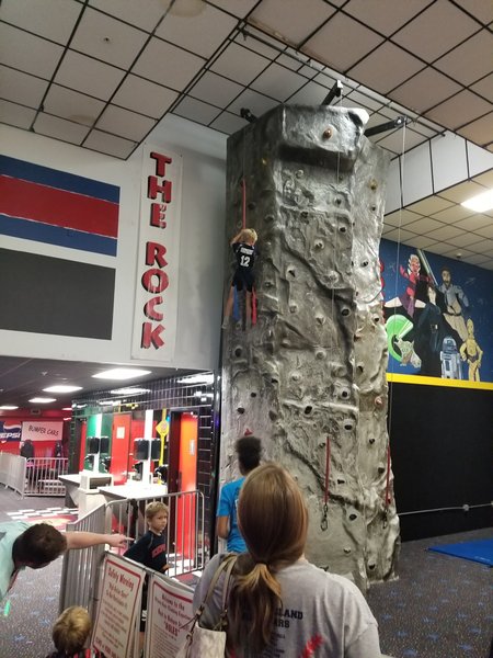 Fun Zone Skate Center photo 4