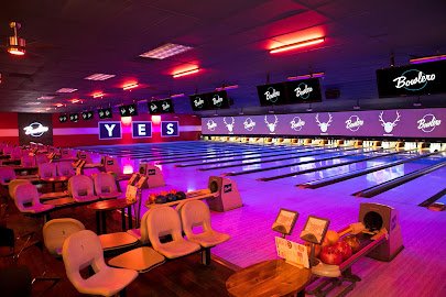 Bowlero Fair Lawn