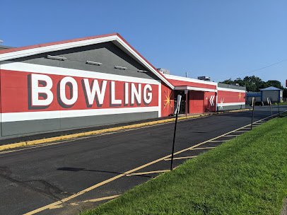 Bowlero Fair Lawn photo 4