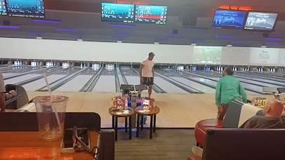 Lucky Strike Cayce photo 2